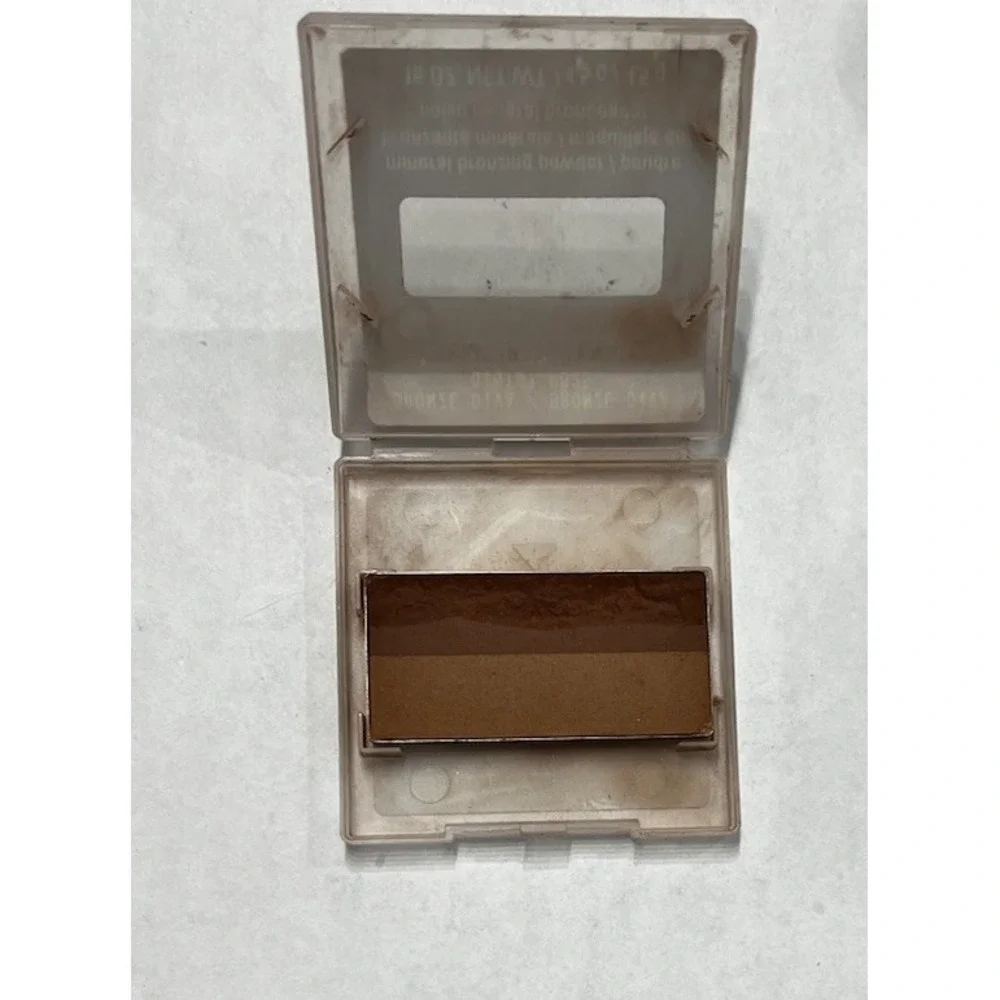 Mary Kay Mineral Bronzing Powder Bronze Diva 016167 Retired DAMAGED SEE PICTURES